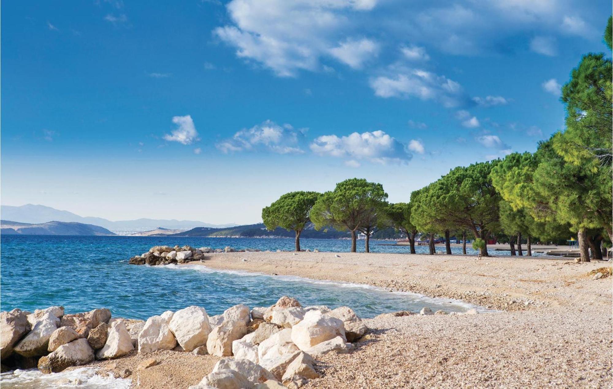 Cozy Apartment In Crikvenica With House Sea View Exteriér fotografie