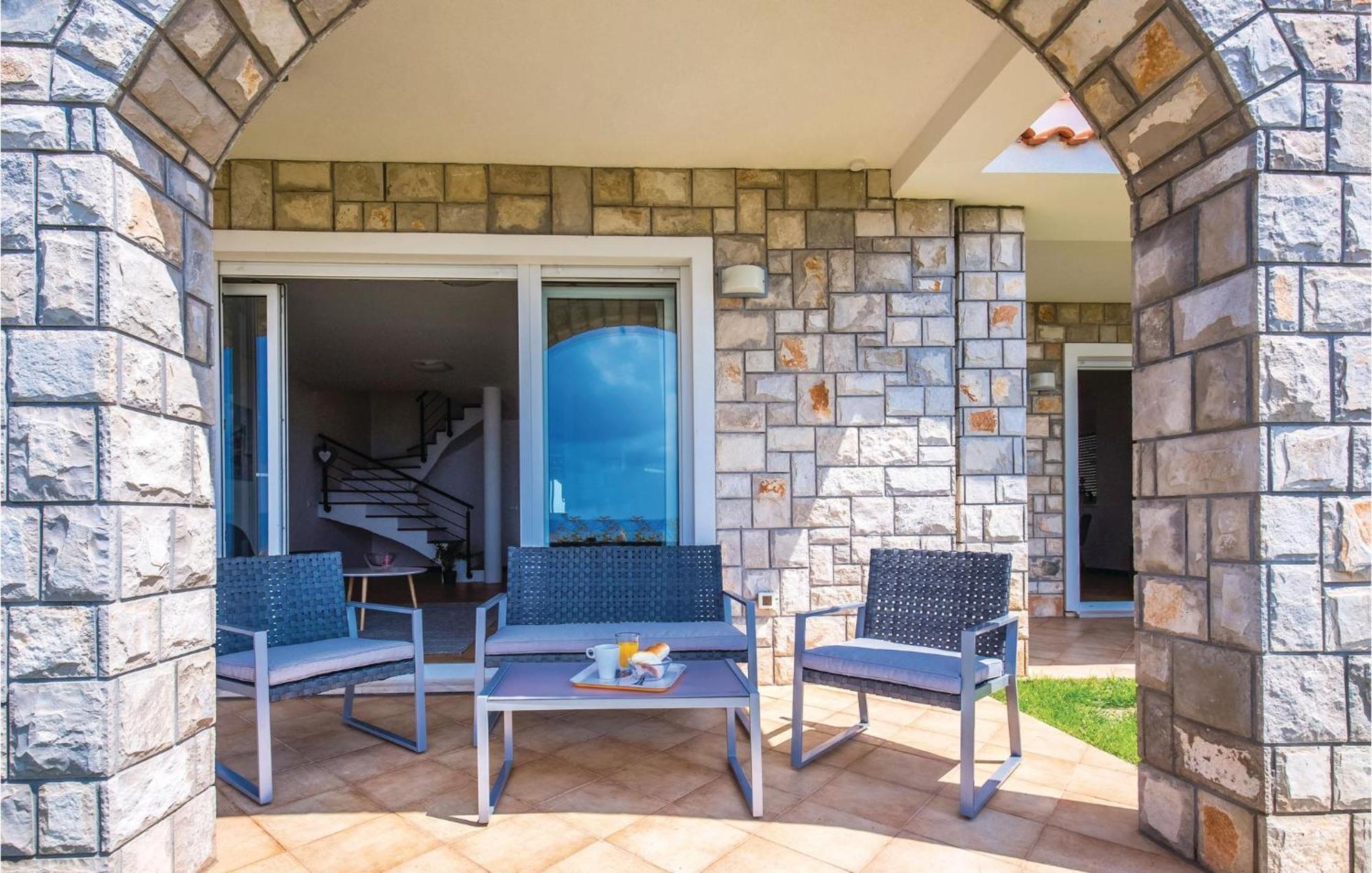 Cozy Apartment In Crikvenica With House Sea View Exteriér fotografie